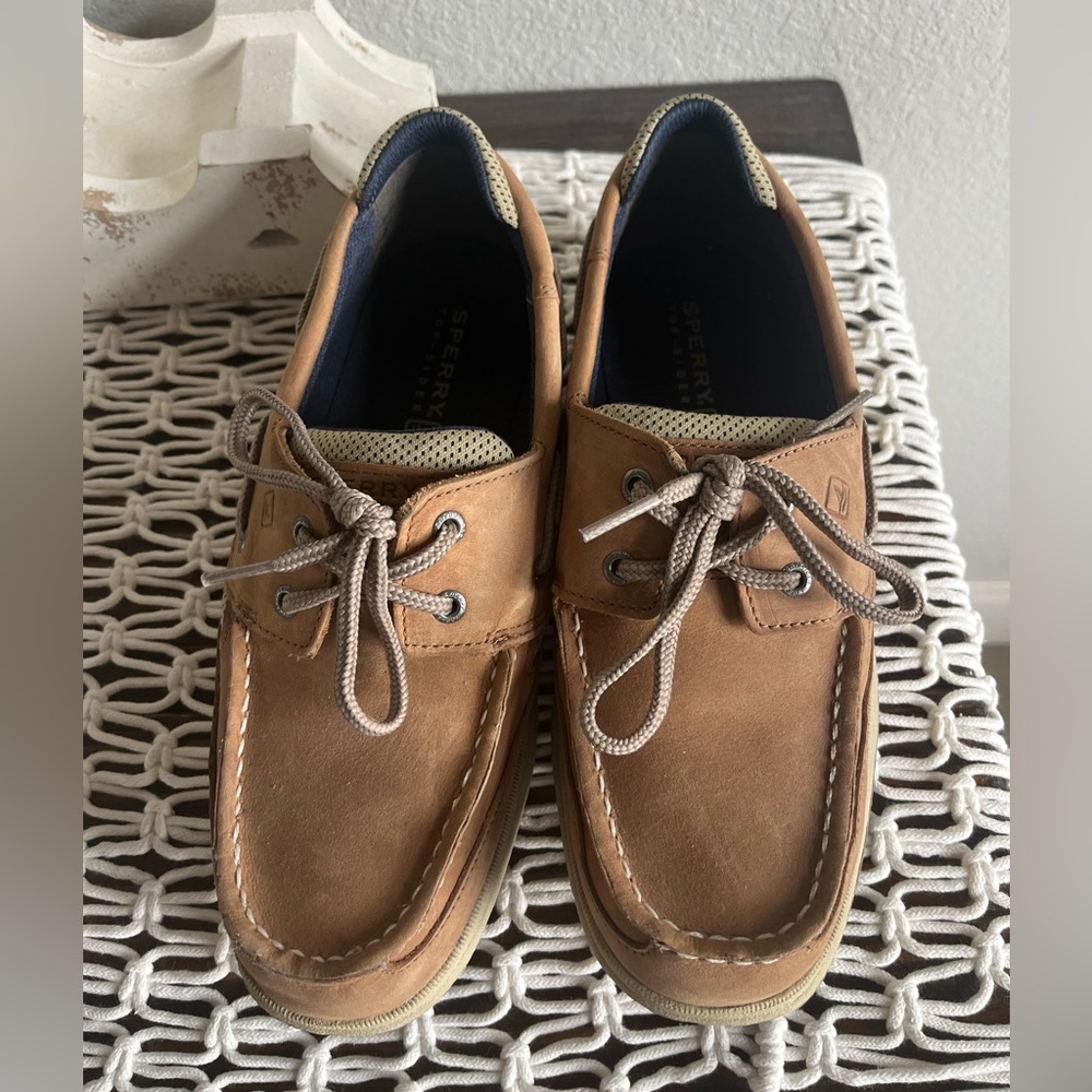 🦈 Sperry Top-Sider Big Boys size 6 Boat Shoes 🦈 - Picture 2 of 6